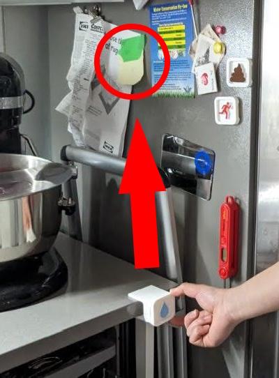 Sticky note on dishwasher